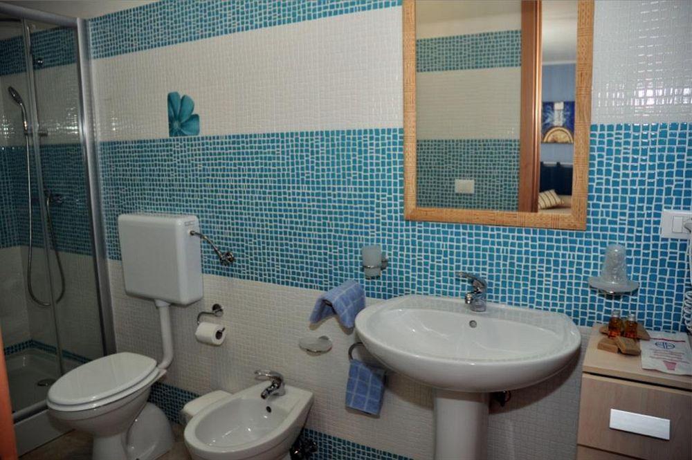Notos B&B โอตรันโต ภายนอก รูปภาพ